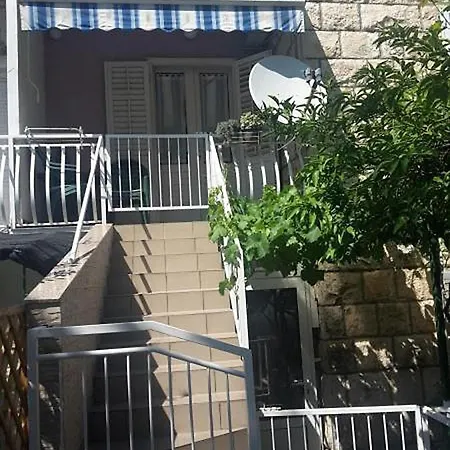 With Parking Space - 16521 Lägenhet Makarska