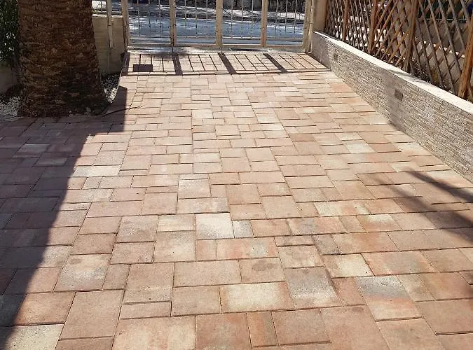 With Parking Space - 16521 * מאקרסקה